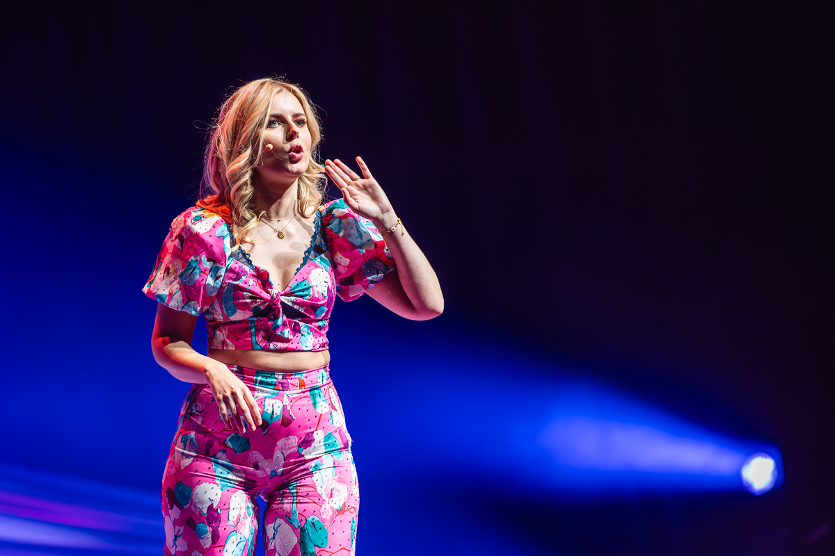 Jade Mintjens @ Lotto Arena, picture 15, photographed by Dorien Goetschalckx - FrontView Magazine