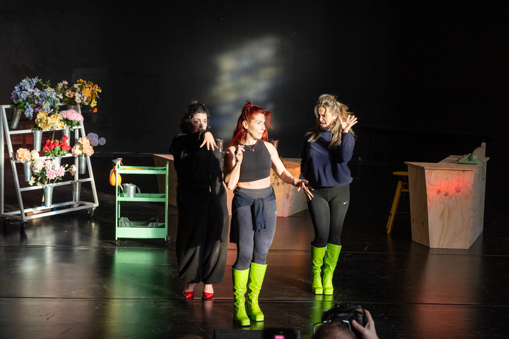 Little shop of horrors toonmoment @ onstage Deurne, picture 1, photographed by Peter Casie - FrontView Magazine