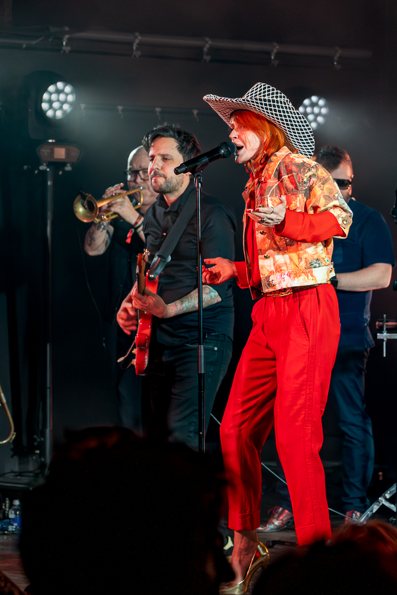 Axelle Red @ Club AFF, picture 6, photographed by Anoek Houben - FrontView Magazine
