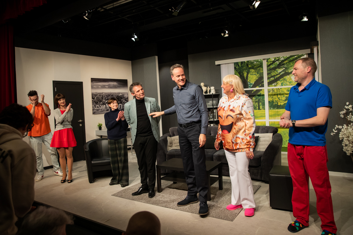 Première Dolly @ EWT - Theater, picture 16, photographed by Goele Bormans - FrontView Magazine