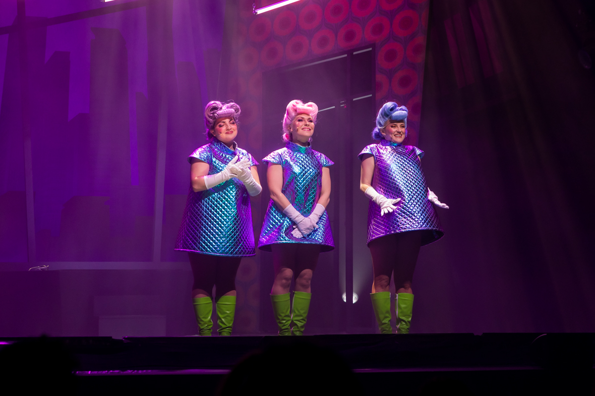 Première Little Shop of Horrors @ Arenbergschouwburg, picture 2, photographed by Goele Bormans - FrontView Magazine