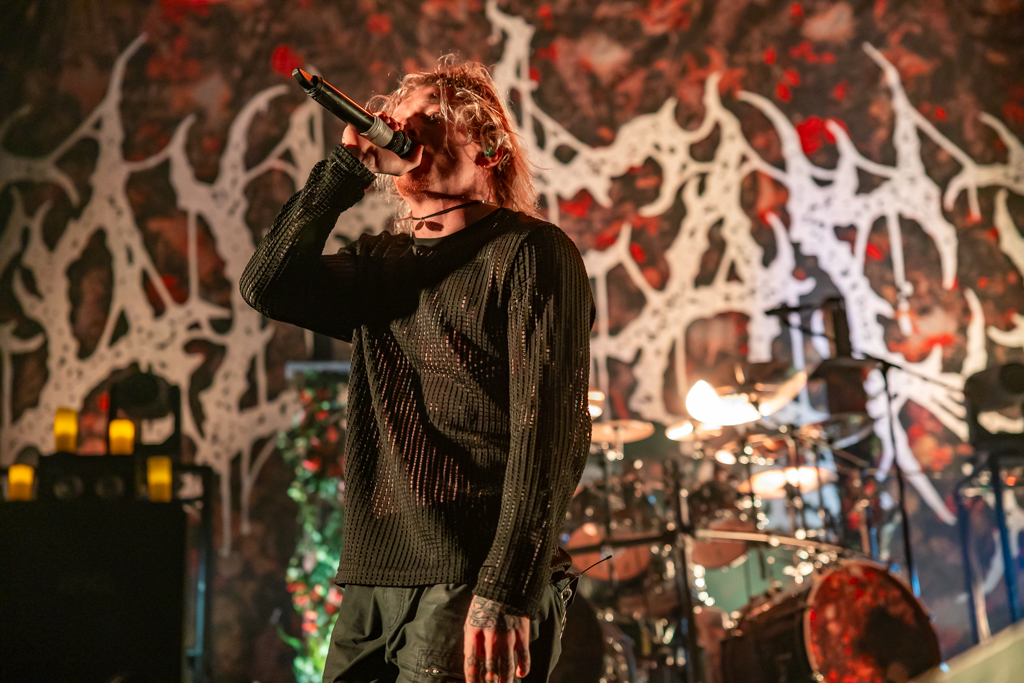 Paleface Swiss @ 013 Tilburg, picture 9, photographed by Peter Casie - FrontView Magazine