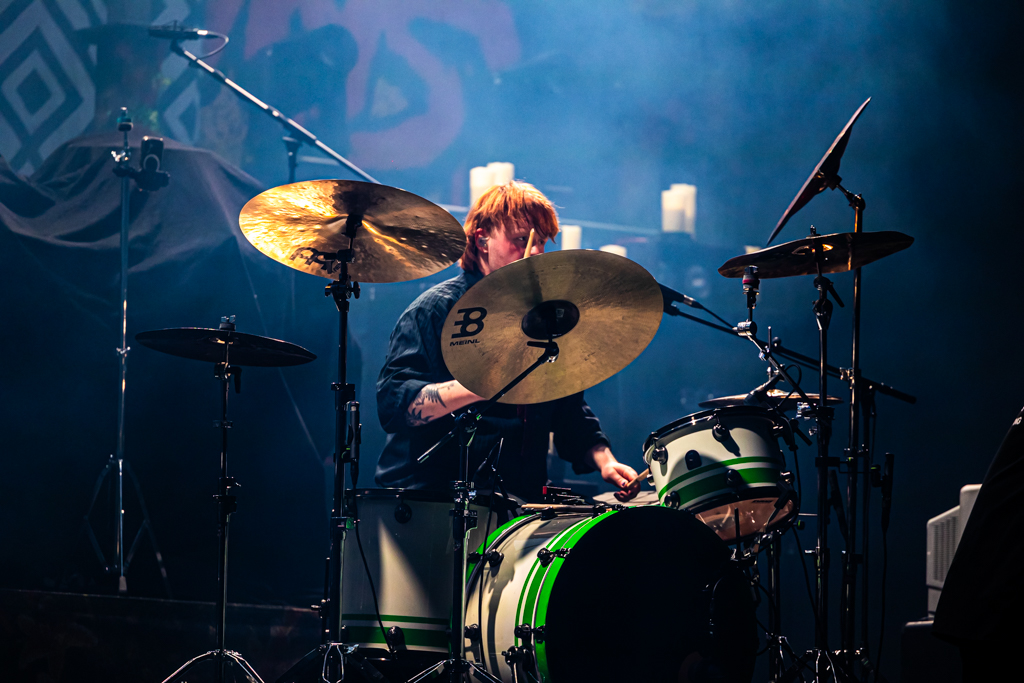 Static dress @ 013 Tilburg, picture 11, photographed by Peter Casie - FrontView Magazine
