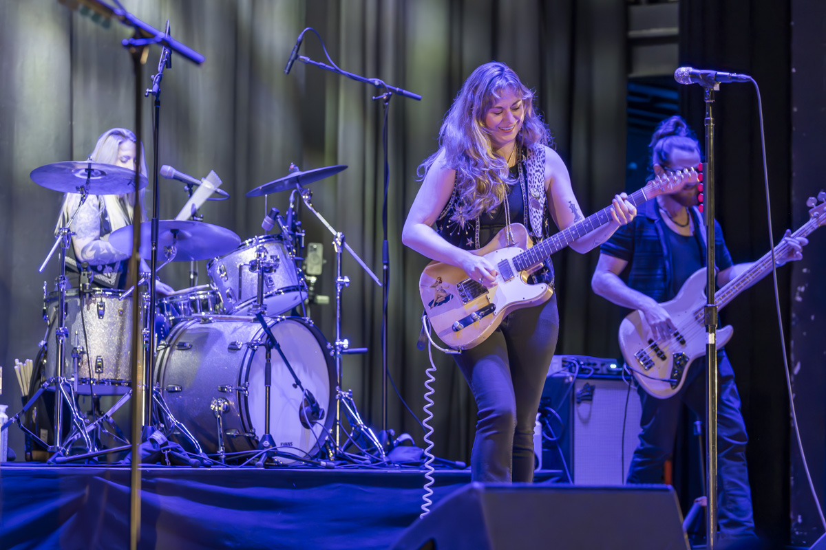 Joanne Shaw Taylor @ De Roma, picture 4, photographed by dirk janssens - FrontView Magazine