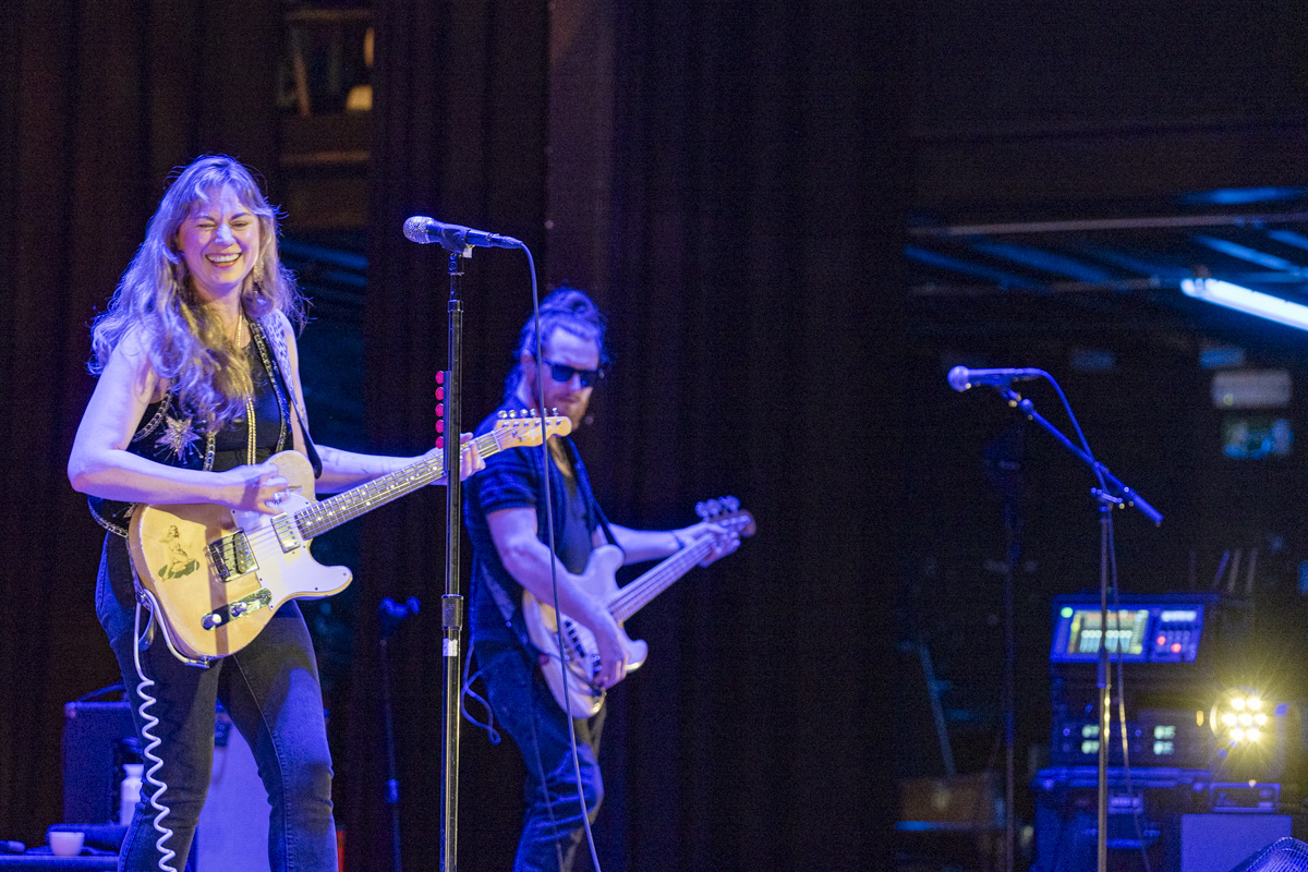 Joanne Shaw Taylor @ De Roma, picture 6, photographed by dirk janssens - FrontView Magazine