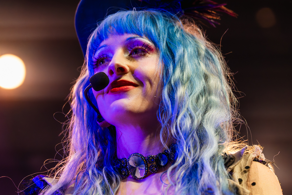 Ashnikko @ 013, picture 5, photographed by Istvan Bruggen - FrontView Magazine