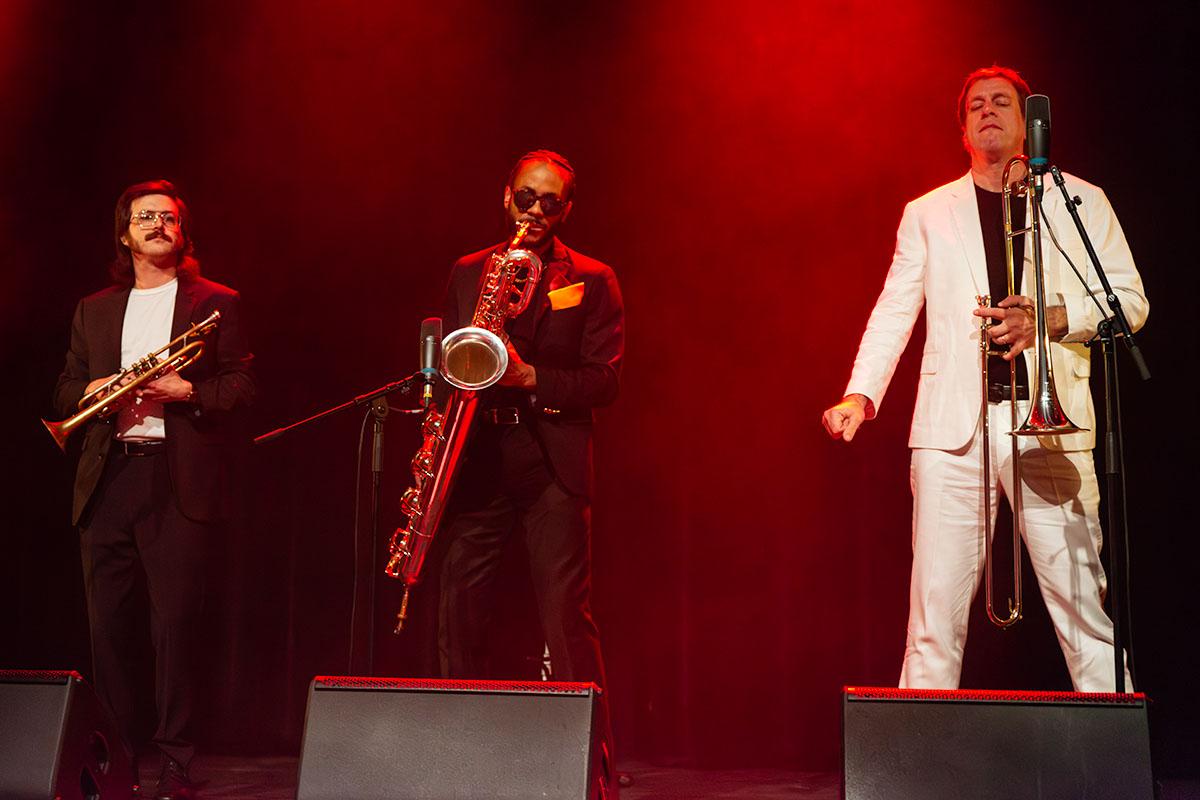 St. Paul & The Broken Bones @ Het Depot, picture 11, photographed by Johan Allaert - FrontView Magazine