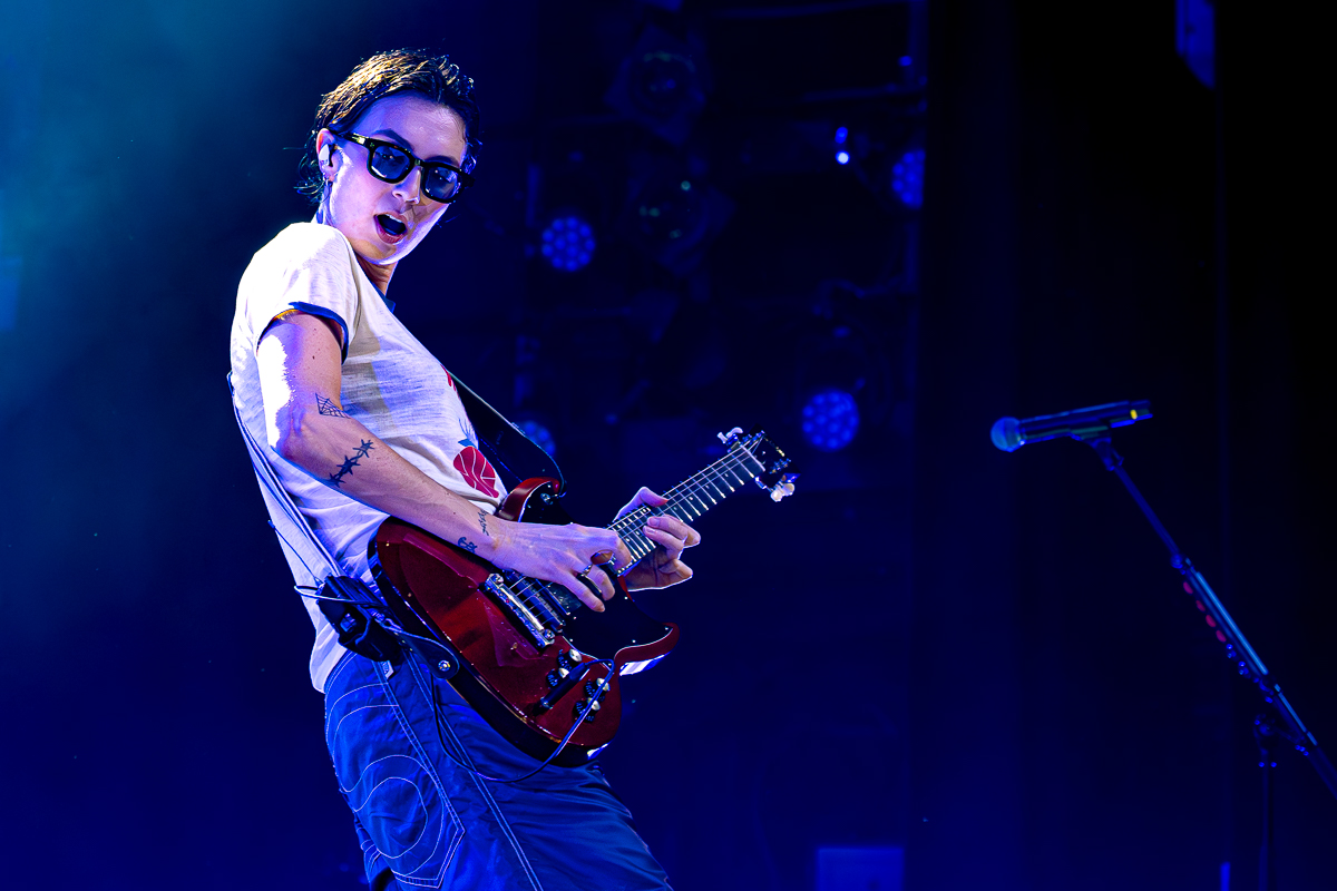 The Beaches @ 013, picture 9, photographed by Anoek Houben - FrontView Magazine