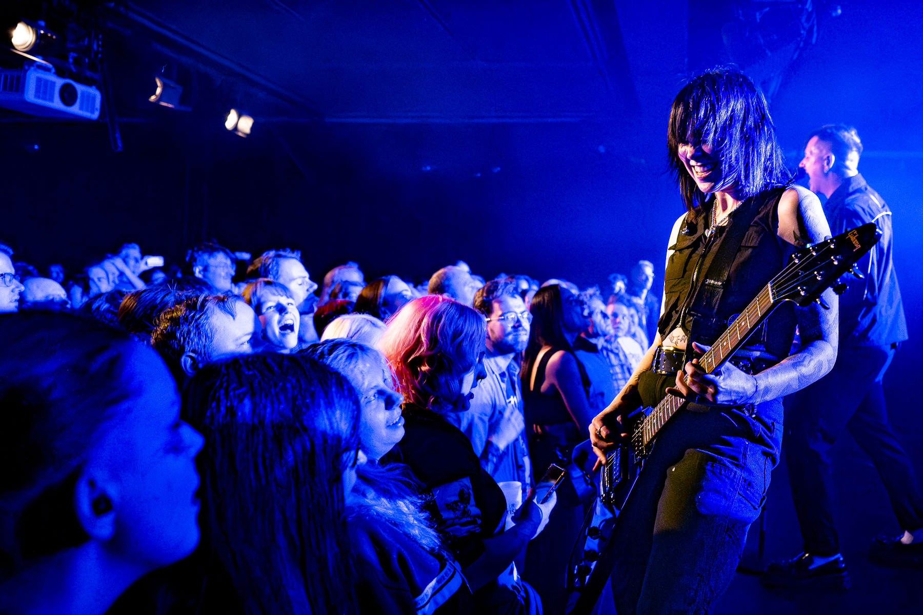 Hot Milk @ Trix Club, foto 9, foto's door Anoek Houben - FrontView Magazine
