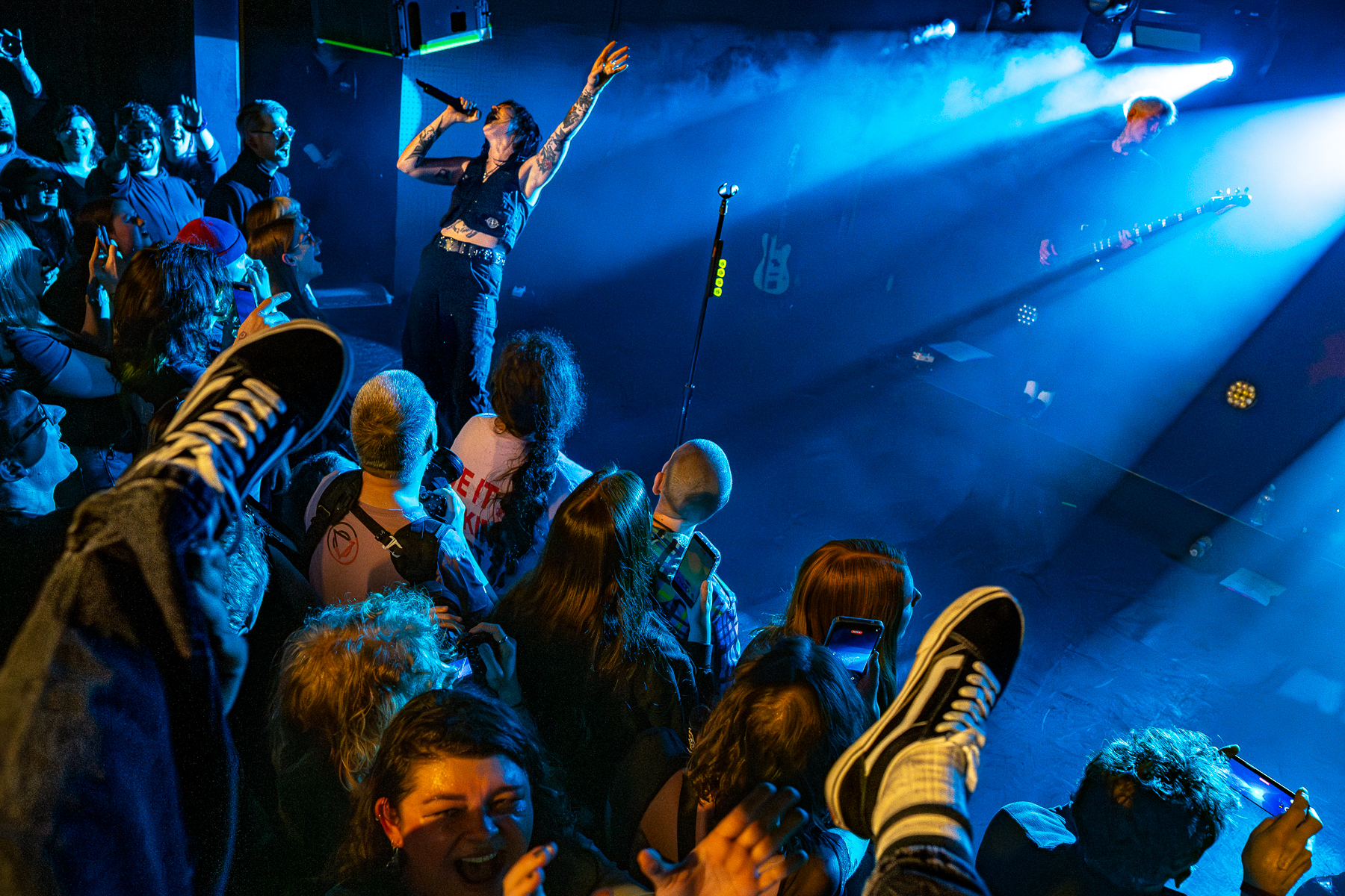 Hot Milk @ Trix Club, foto 15, foto's door Anoek Houben - FrontView Magazine