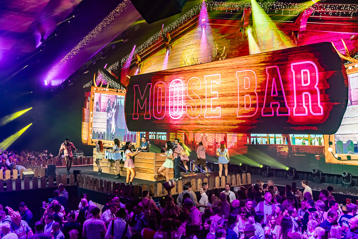 Moose Bar XXL 2026 @ AFAS Dome, picture 20, photographed by Marc Verdonck - FrontView Magazine