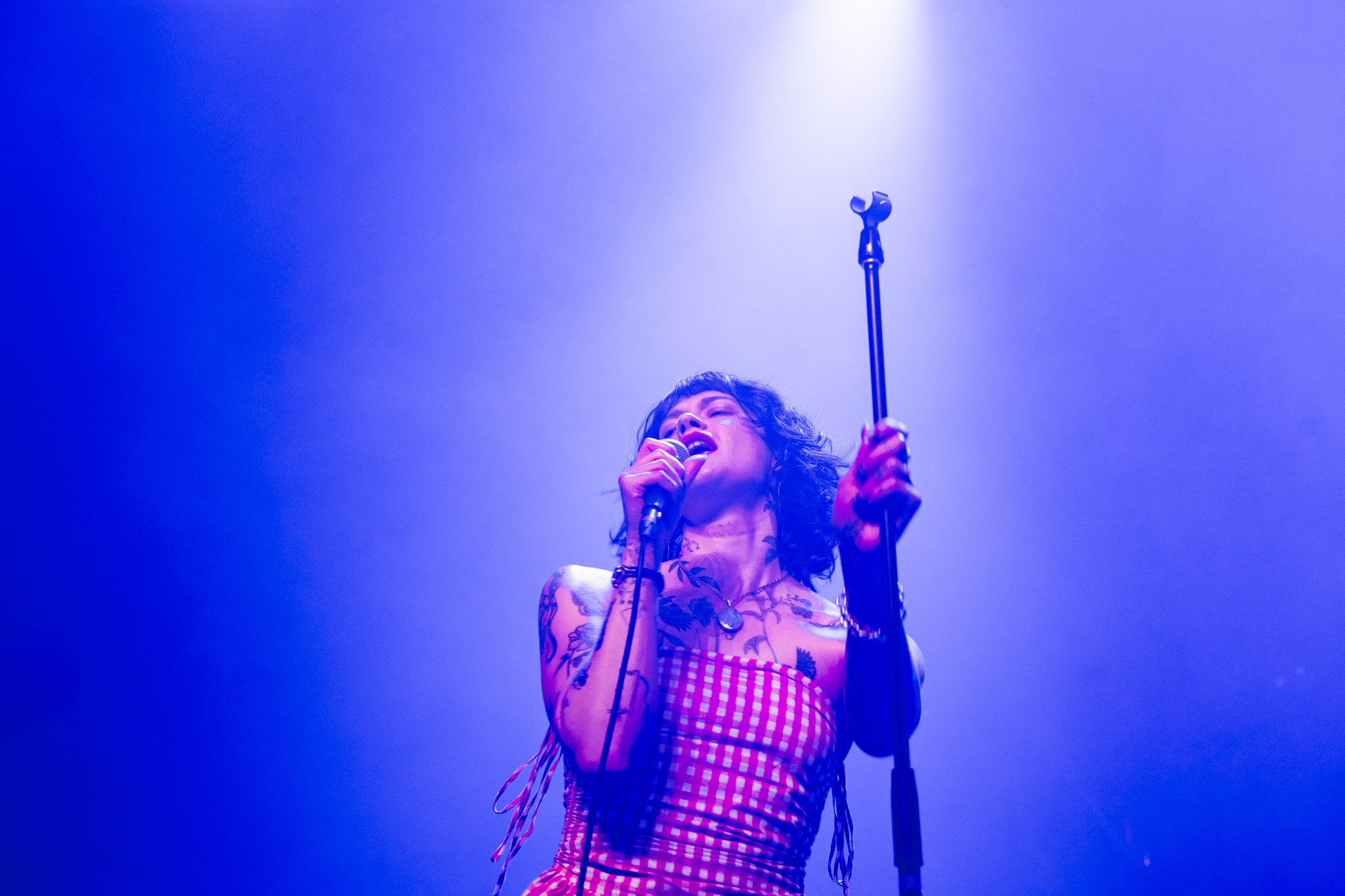 Girl In The Year Above @ De Roma, picture 10, photographed by Tine Van Daele - FrontView Magazine