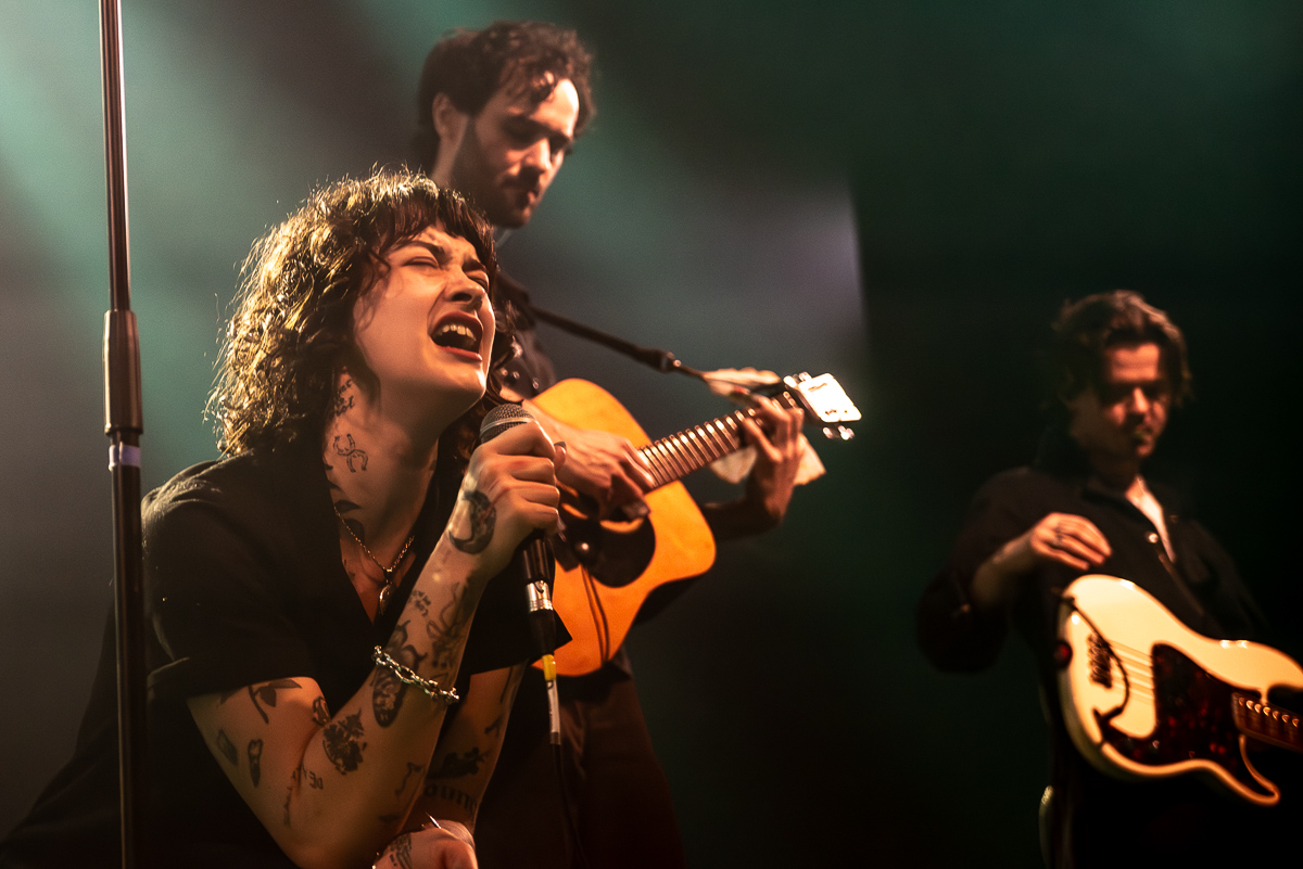 Girl In The Year Above @ Ancienne Belgique, foto 16, foto's door Raf Van Daele - FrontView Magazine
