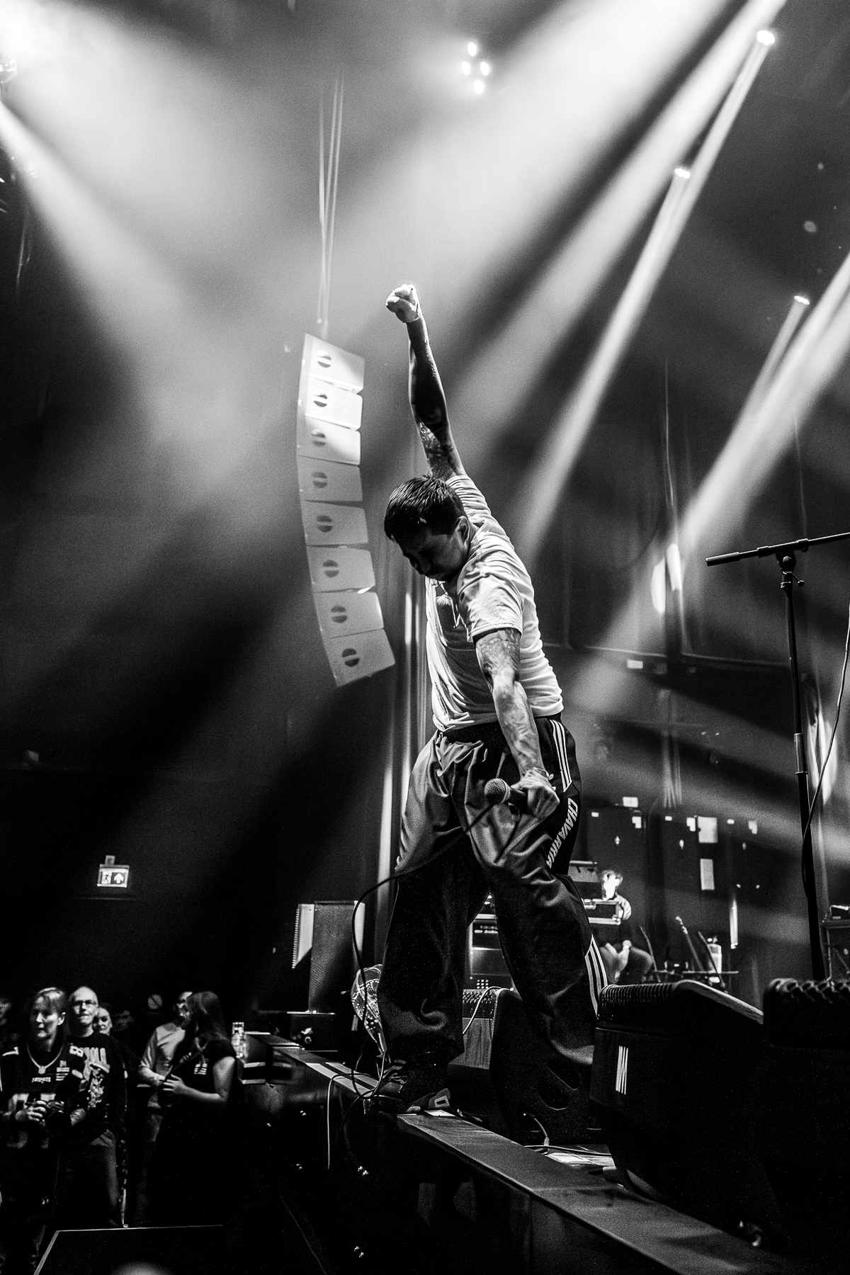 Raw Brigade @ Muziekgieterij, picture 12, photographed by Anoek Houben - FrontView Magazine