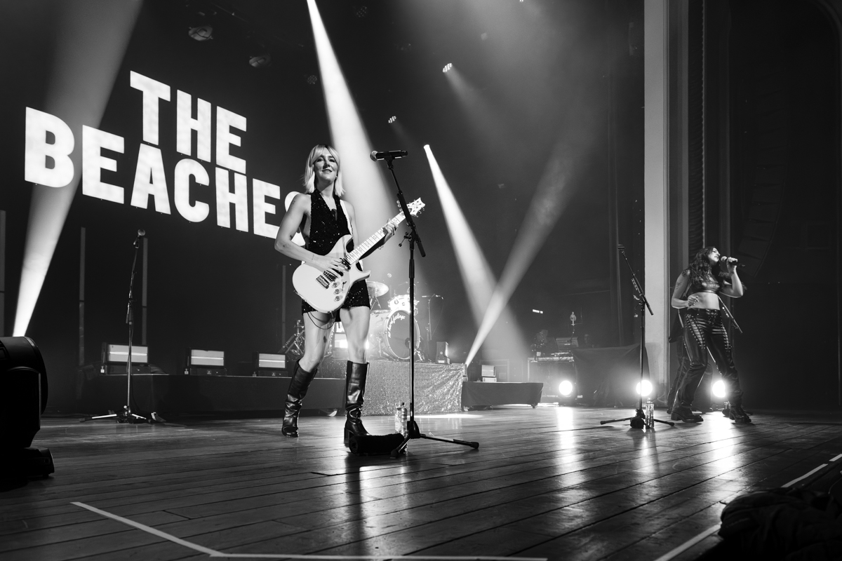The Beaches @ De Roma, picture 1, photographed by Bart Janssens - FrontView Magazine