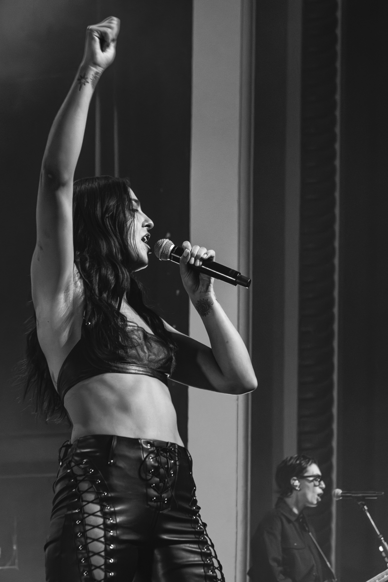 The Beaches @ De Roma, picture 3, photographed by Bart Janssens - FrontView Magazine