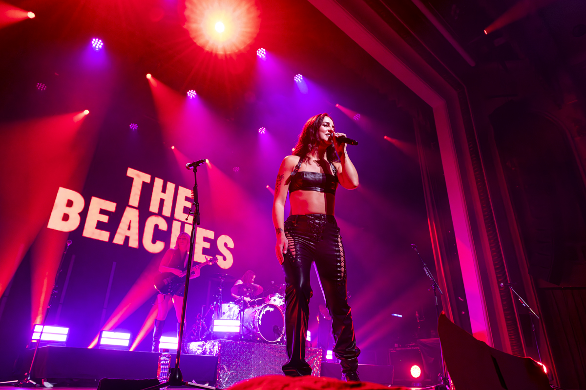 The Beaches @ De Roma, picture 4, photographed by Bart Janssens - FrontView Magazine