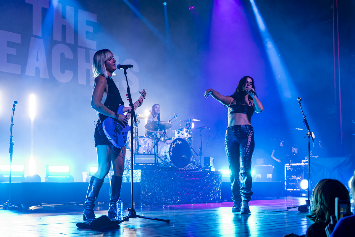 The Beaches @ De Roma, picture 15, photographed by Bart Janssens - FrontView Magazine