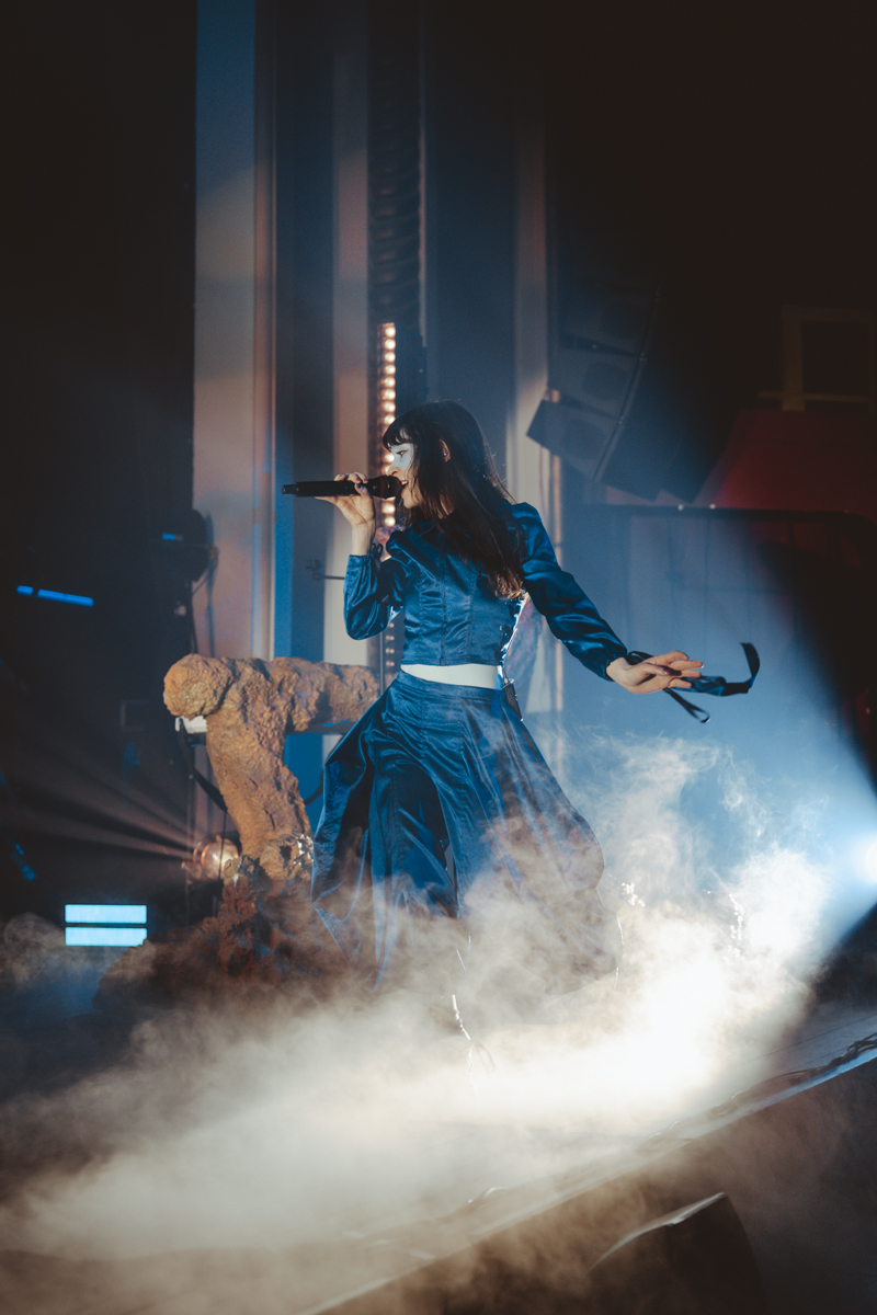 Magdalena Bay @ De Roma, picture 7, photographed by Simon Coppens - FrontView Magazine