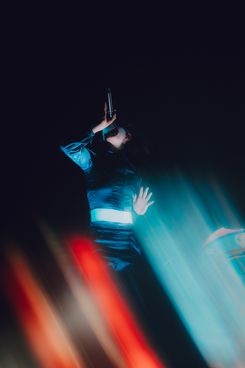 Magdalena Bay @ De Roma, picture 10, photographed by Simon Coppens - FrontView Magazine