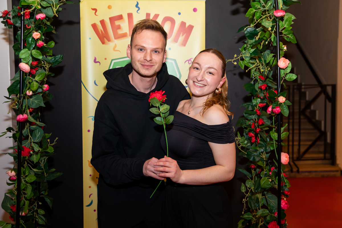 Première Belle & Het Beest @ Fakkeltheater - Rode Zaal, picture 17, photographed by Goele Bormans - FrontView Magazine