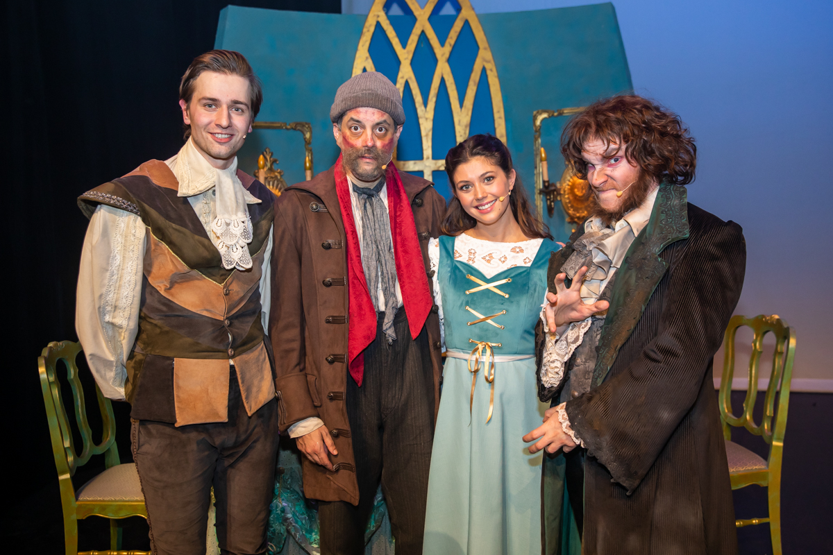 Première Belle & Het Beest @ Fakkeltheater - Rode Zaal, picture 26, photographed by Goele Bormans - FrontView Magazine