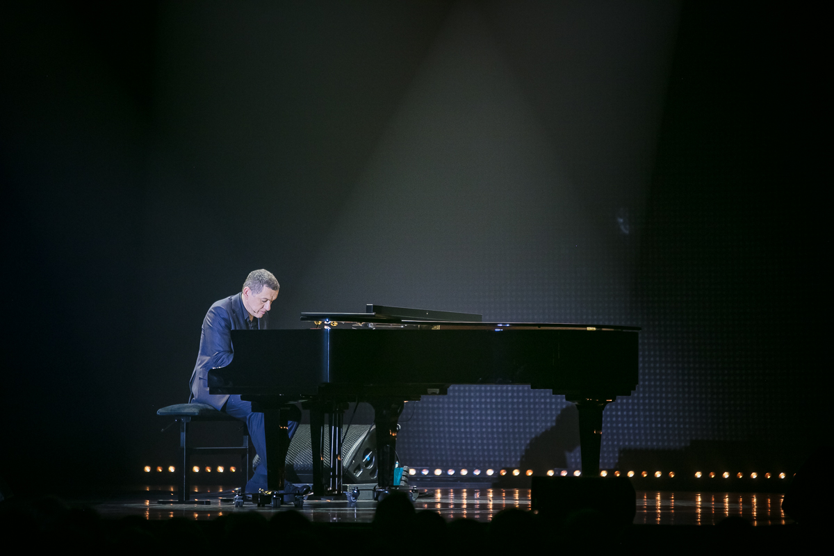 Dany Boon @ Colisée Roubaix, picture 8, photographed by FrontView Magazine