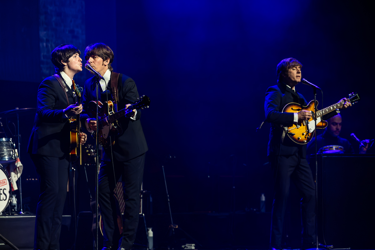The Bootleg Beatles @ De Roma, picture 7, photographed by Marc Verdonck - FrontView Magazine