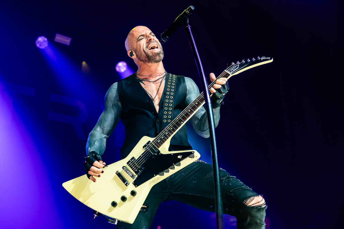 Daughtry @ Ancienne Belgique, picture 6, photographed by Dorien Goetschalckx - FrontView Magazine