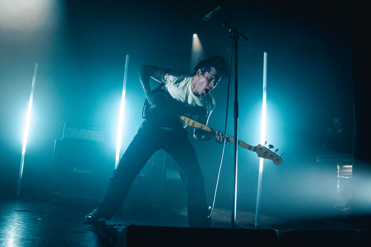 Sons @ Wintercircus, picture 2, photographed by Jelle Meersschaut - FrontView Magazine