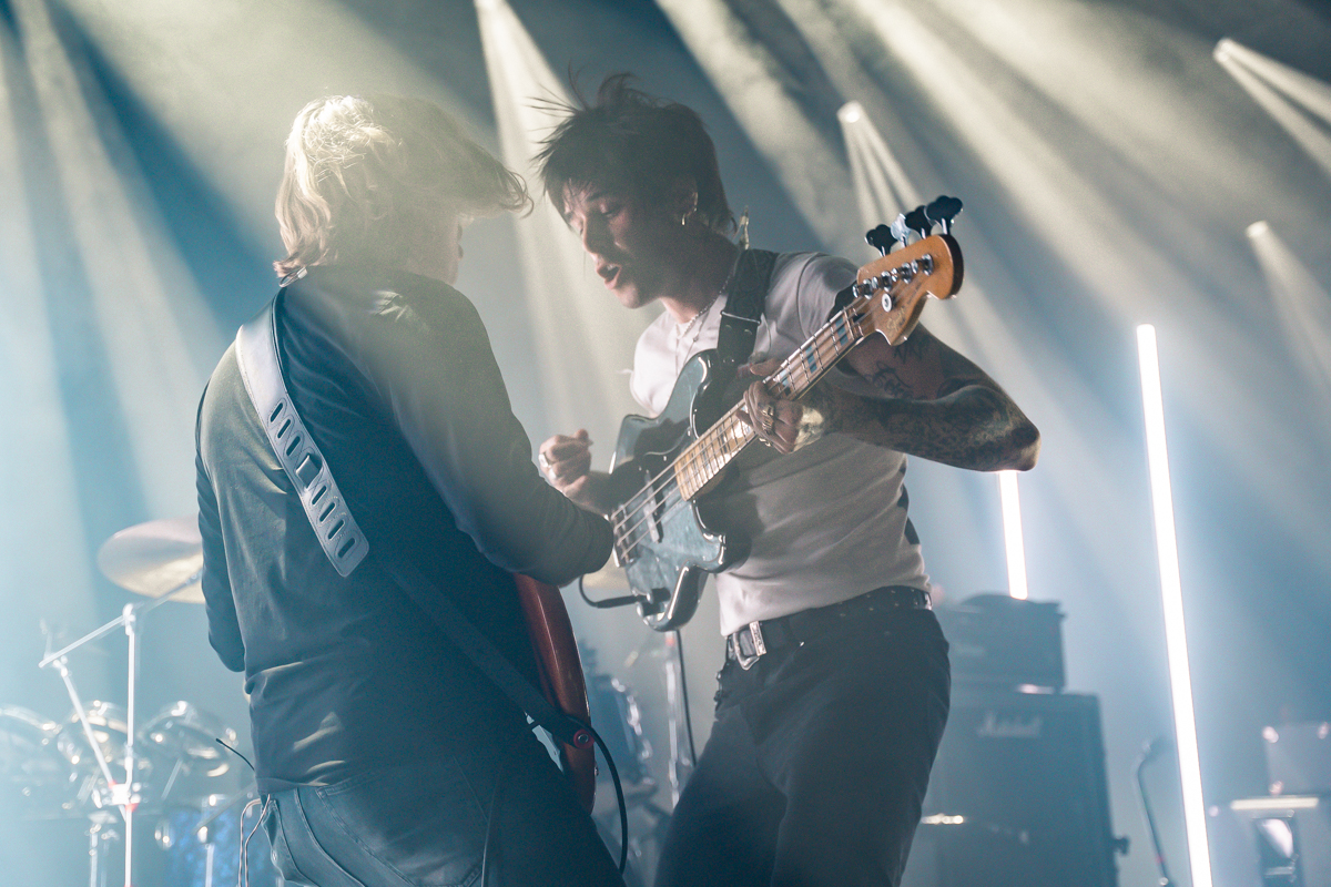 Sons @ Wintercircus, picture 7, photographed by Jelle Meersschaut - FrontView Magazine