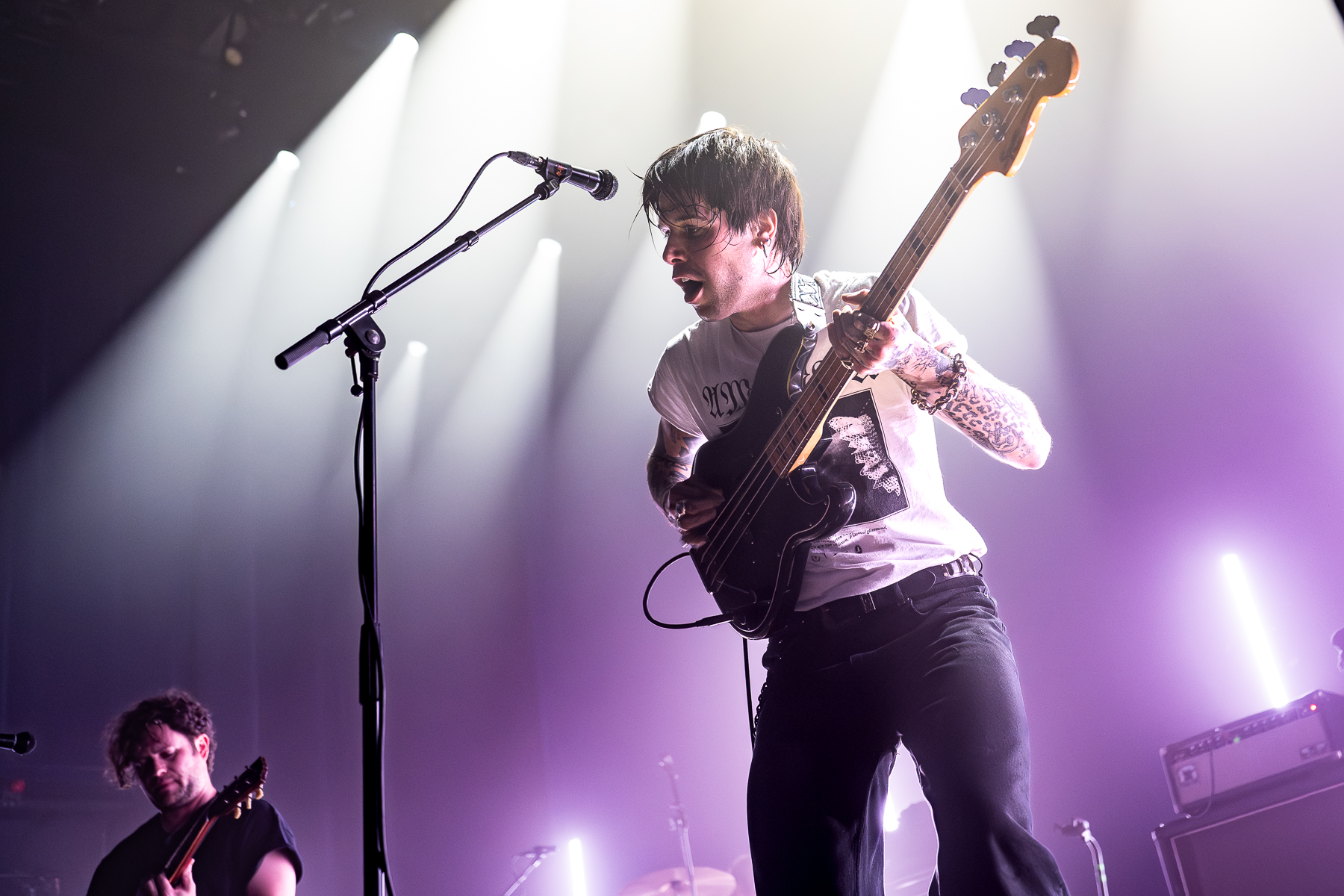 SONS @ Muziekgieterij, picture 10, photographed by Anoek Houben - FrontView Magazine