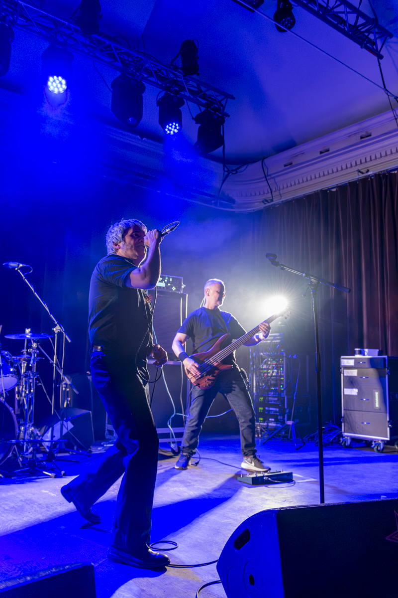 Senser @ De Casino, picture 4, photographed by Bart Janssens - FrontView Magazine