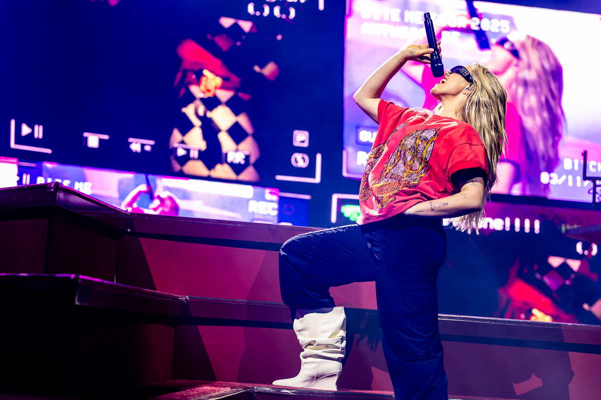 Renée Rapp @ Lotto Arena, picture 14, photographed by Dorien Goetschalckx - FrontView Magazine