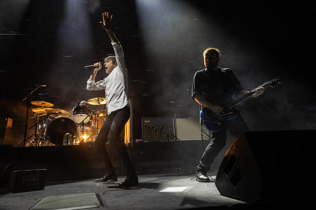Suede @ 013, picture 3, photographed by David Johnson - FrontView Magazine