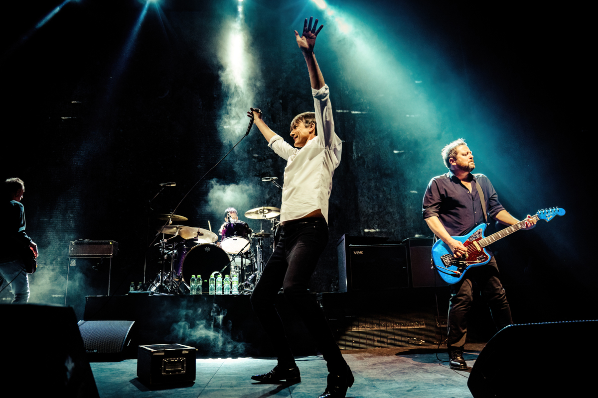 Suede @ Ancienne Belgique, picture 8, photographed by Livia Vaduva - FrontView Magazine