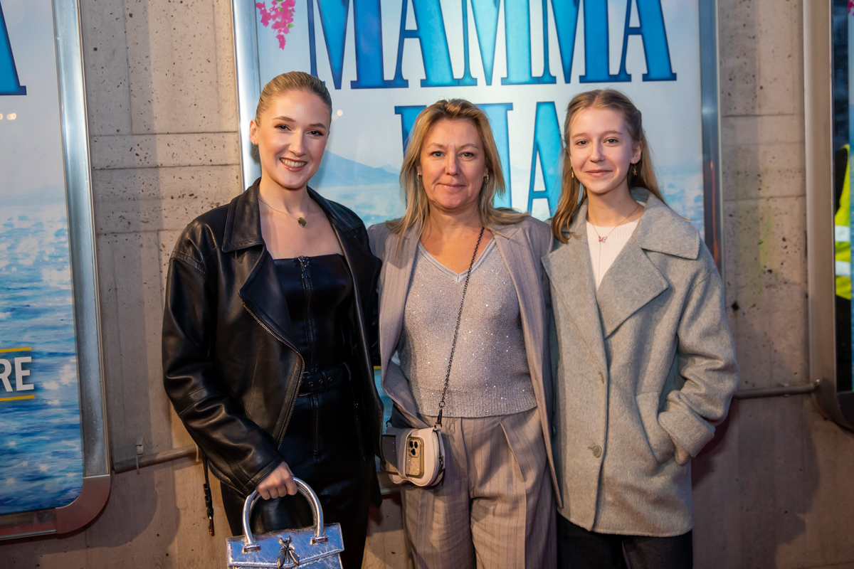 Première Mamma Mia @ Stadsschouwburg Antwerpen, picture 47, photographed by Goele Bormans - FrontView Magazine