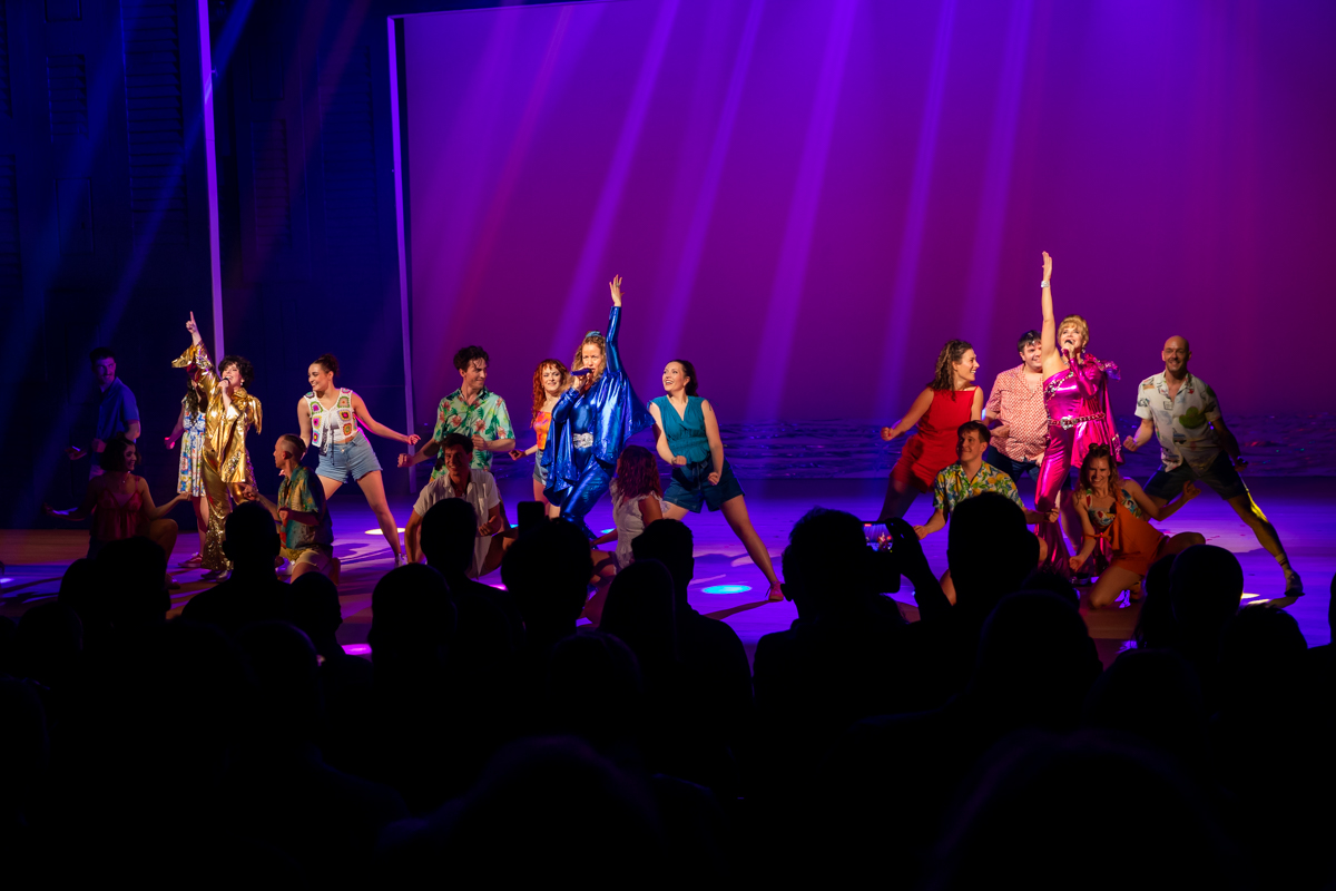 Première Mamma Mia @ Stadsschouwburg Antwerpen, picture 70, photographed by Goele Bormans - FrontView Magazine