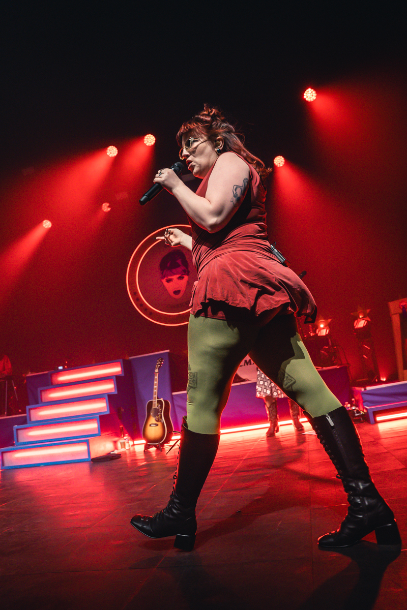 CMAT @ AB, picture 11, photographed by Jelle Meersschaut - FrontView Magazine