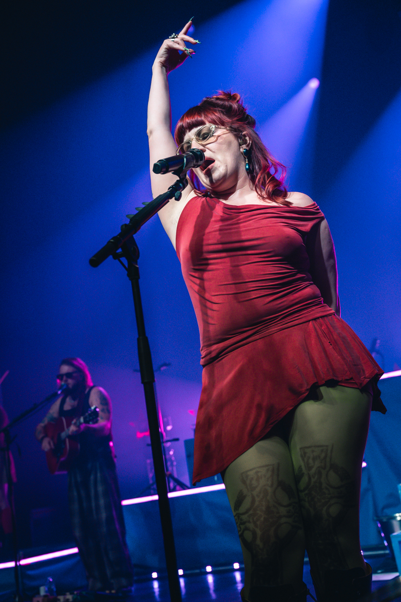 CMAT @ AB, picture 14, photographed by Jelle Meersschaut - FrontView Magazine