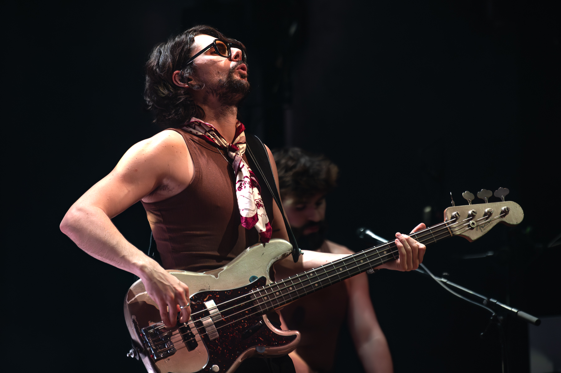 CMAT @ Muziekgieterij, picture 14, photographed by Anoek Houben - FrontView Magazine