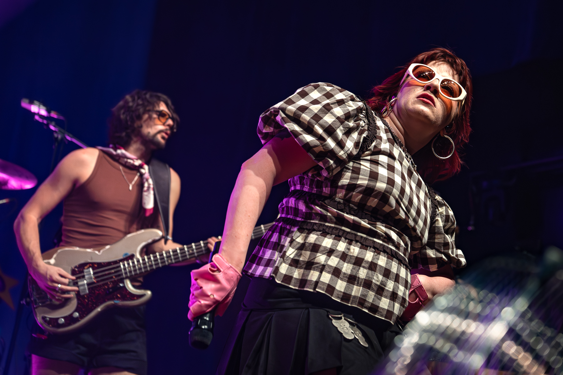 CMAT @ Muziekgieterij, picture 17, photographed by Anoek Houben - FrontView Magazine