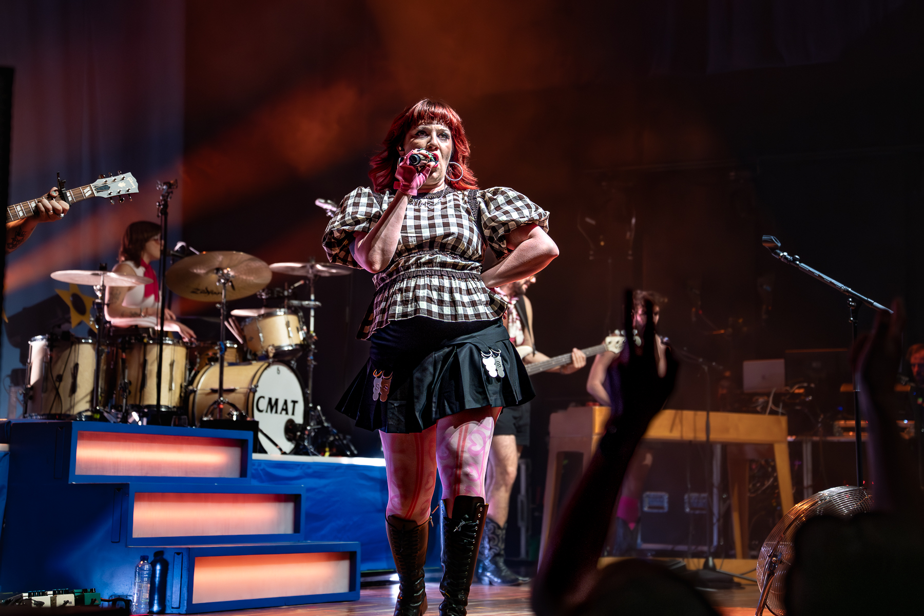 CMAT @ Muziekgieterij, picture 26, photographed by Anoek Houben - FrontView Magazine