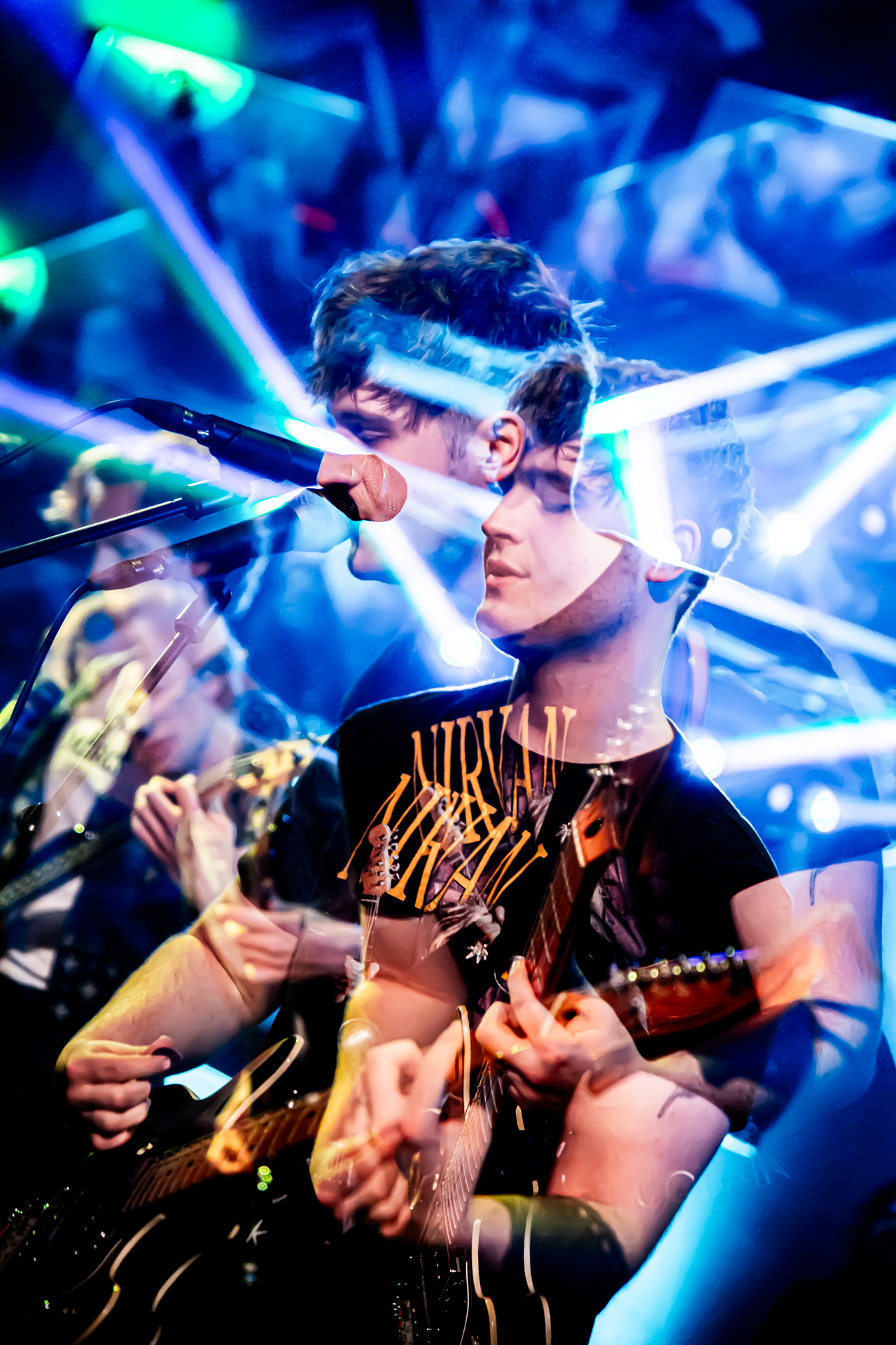 Luka Winters @ MACCA Club, picture 3, photographed by Leen Verlinden - FrontView Magazine