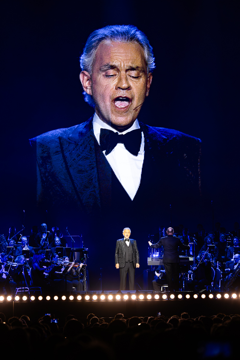 Andrea Bocelli @ AFAS Dome, picture 12, photographed by Dorien Goetschalckx - FrontView Magazine