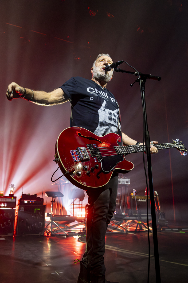 Peter Hook & The Light @ Ancienne Belgique, picture 17, photographed by Bart Janssens - FrontView Magazine