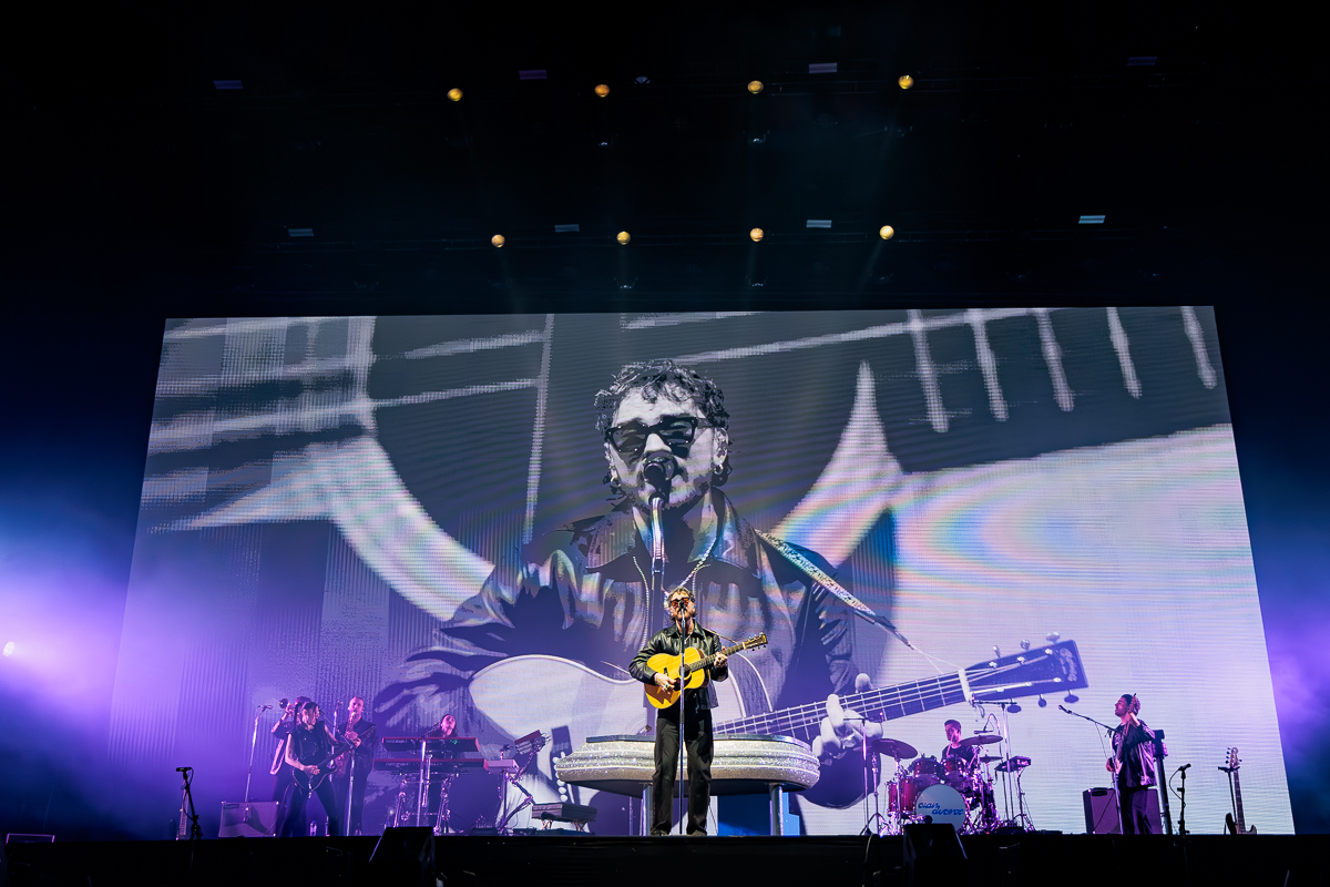 Cian Ducrot @ Paaspop 2026, foto 14, foto's door Peter Smet - FrontView Magazine