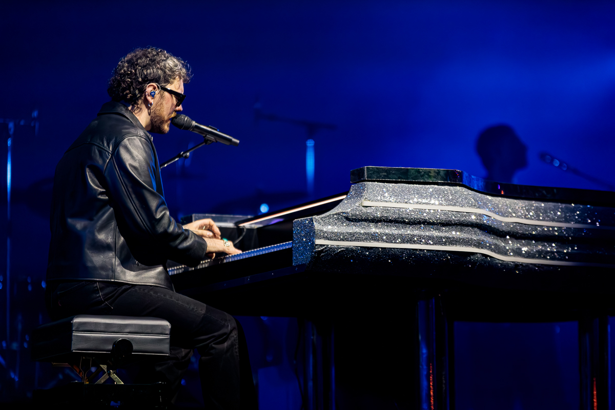 Cian Ducrot @ Paaspop 2026, foto 16, foto's door Peter Smet - FrontView Magazine