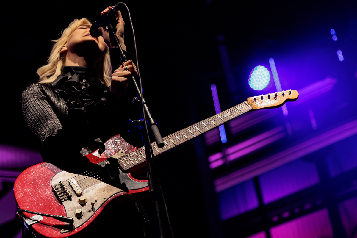 Hiqpy @ Paaspop 2026, picture 5, photographed by Peter Smet - FrontView Magazine