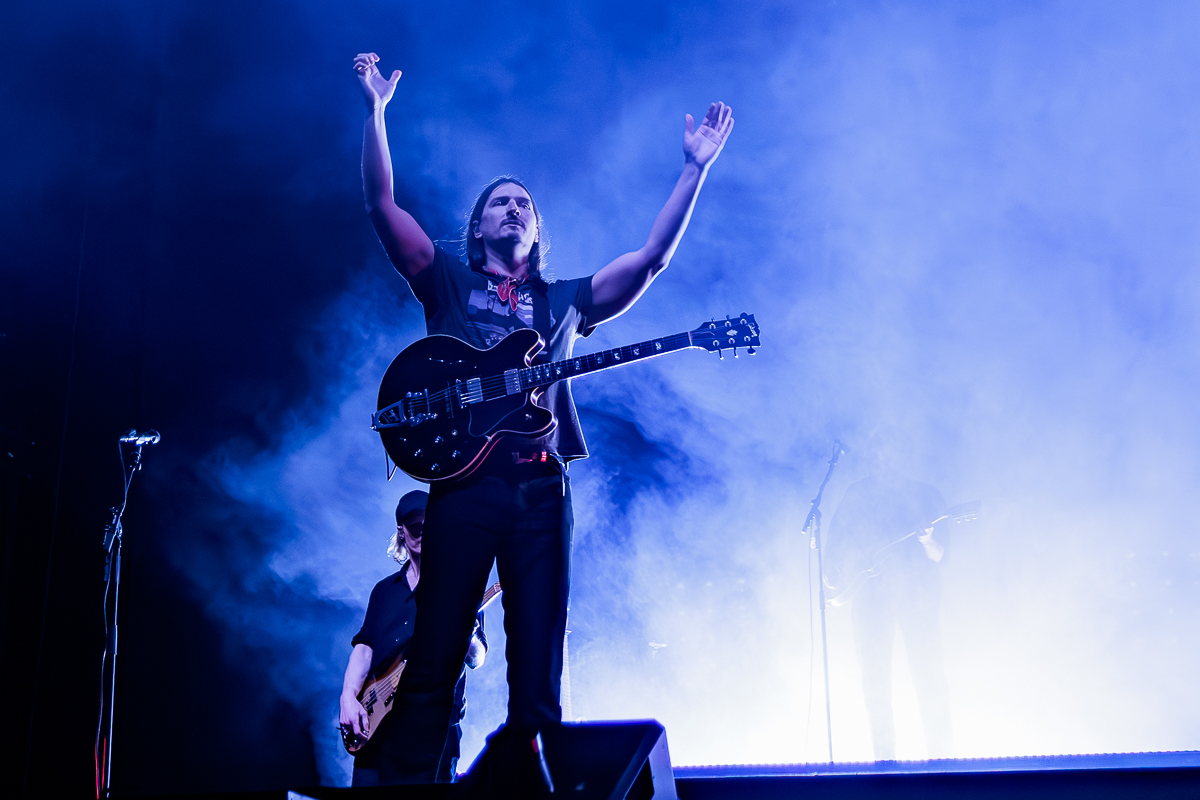 Kensington @ Paaspop 2026, picture 1, photographed by Peter Smet - FrontView Magazine